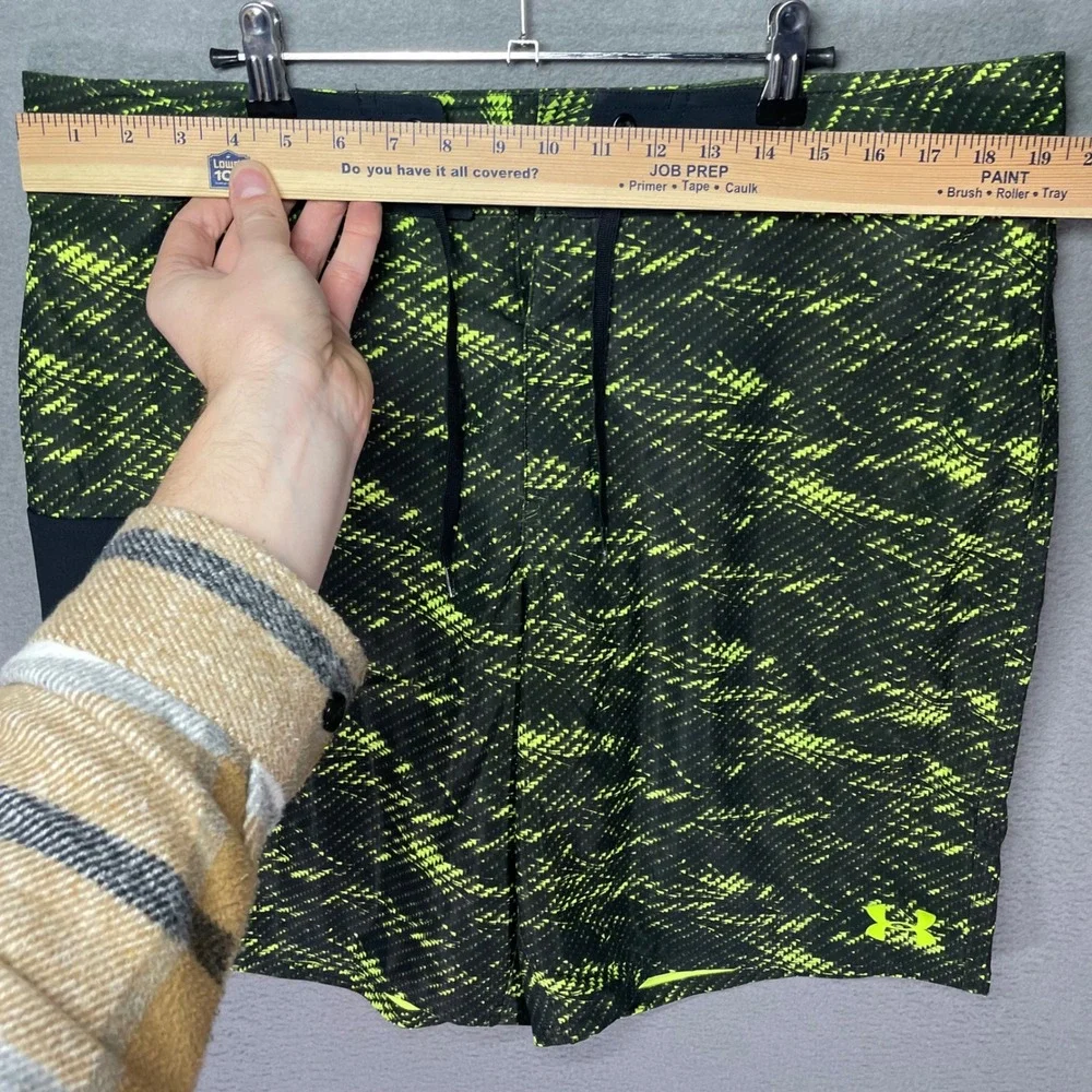 Under Armour measurements waist